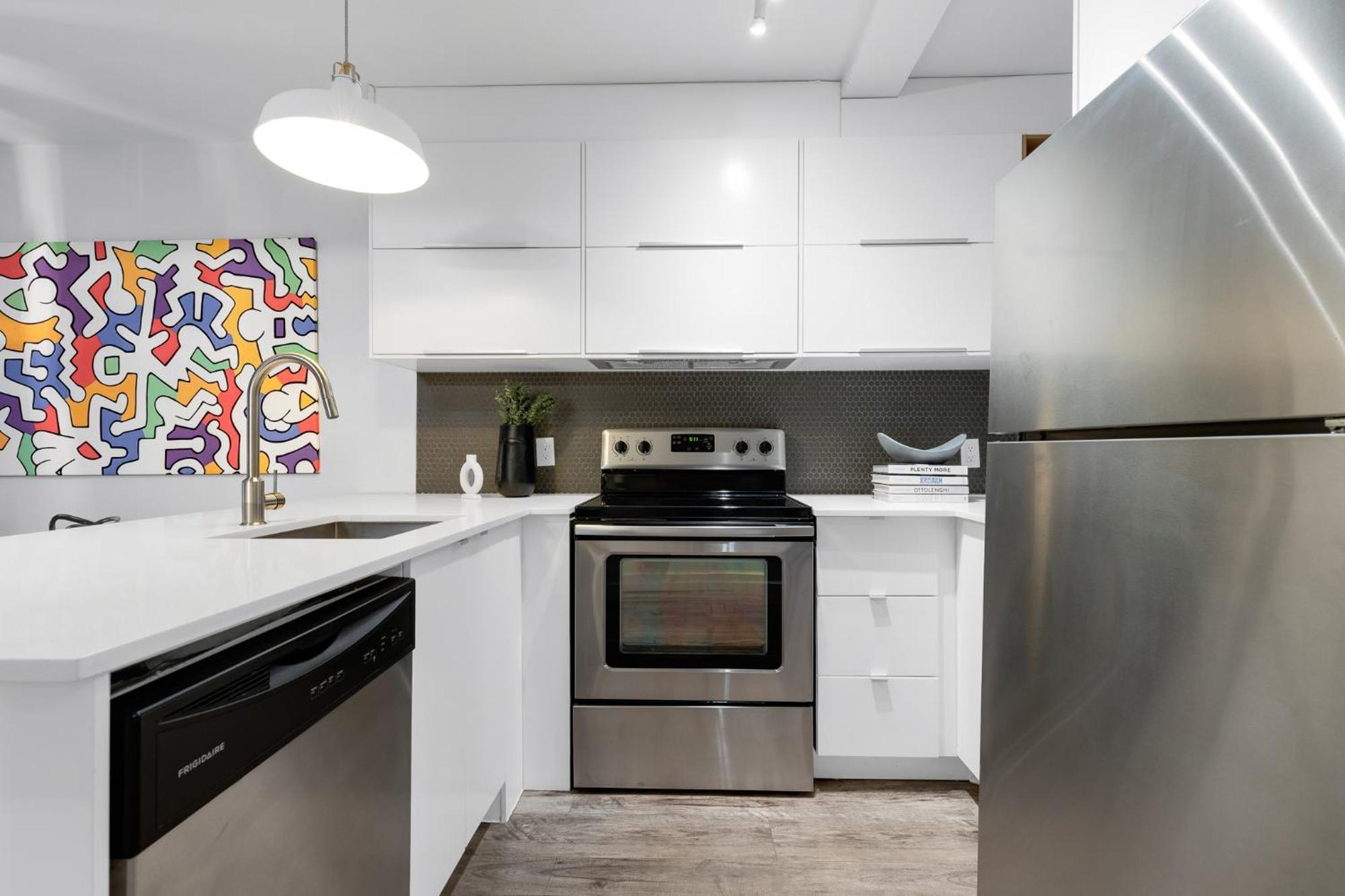 Aparthotel Liv Mtl Urban Montreal Zewnętrze zdjęcie